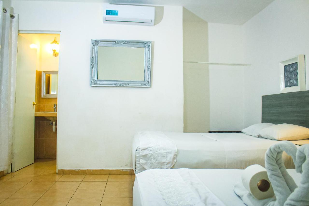 Palacio Canton Hotel - Valladolid 巴利亚多利德 外观 照片
